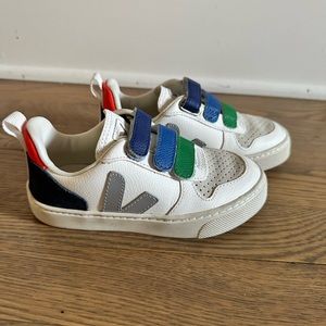 Kids Veja shoes size 11 US